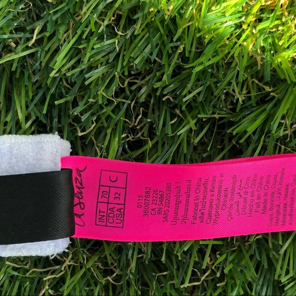 La Senza Bras - Picture 3 of 4